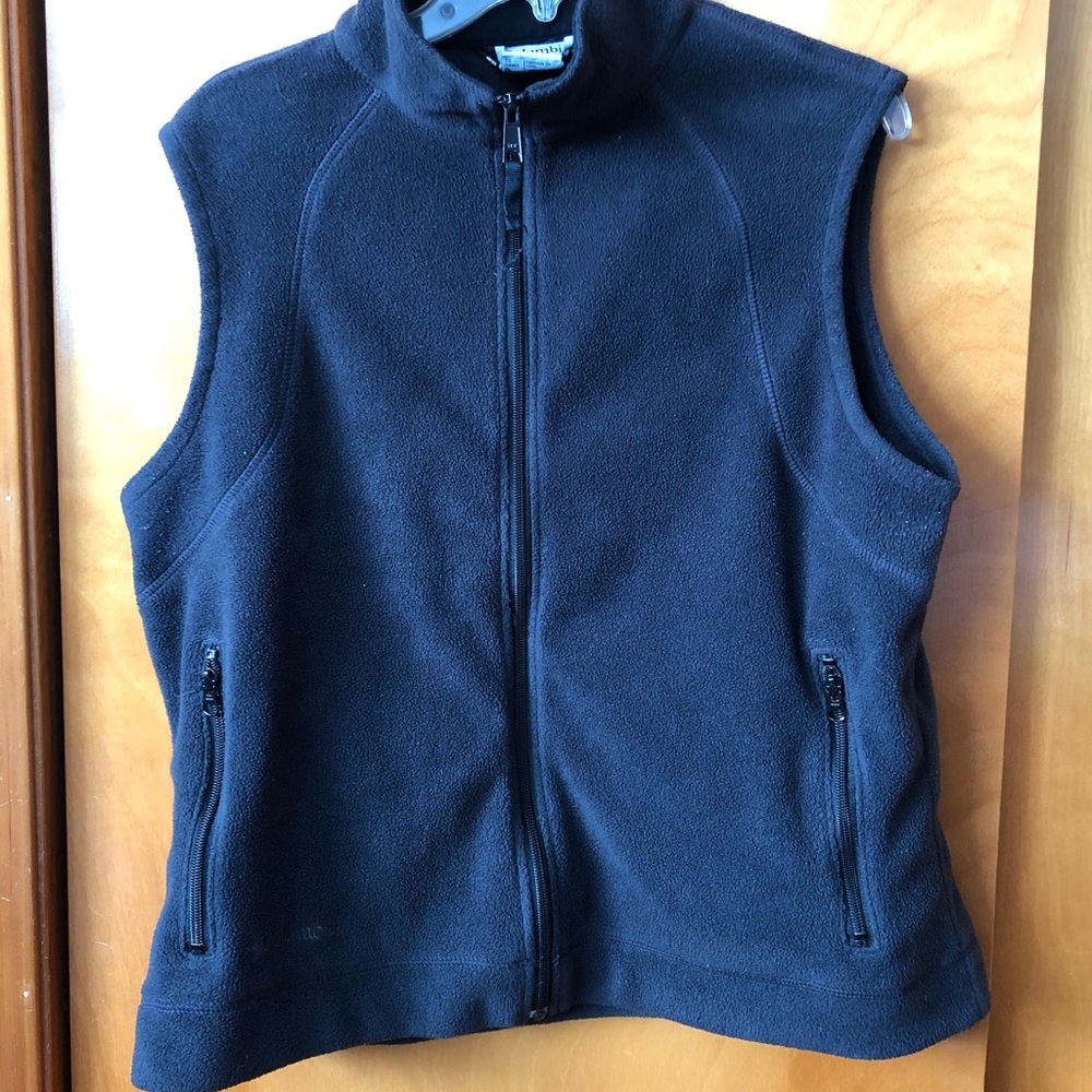 Columbia vest